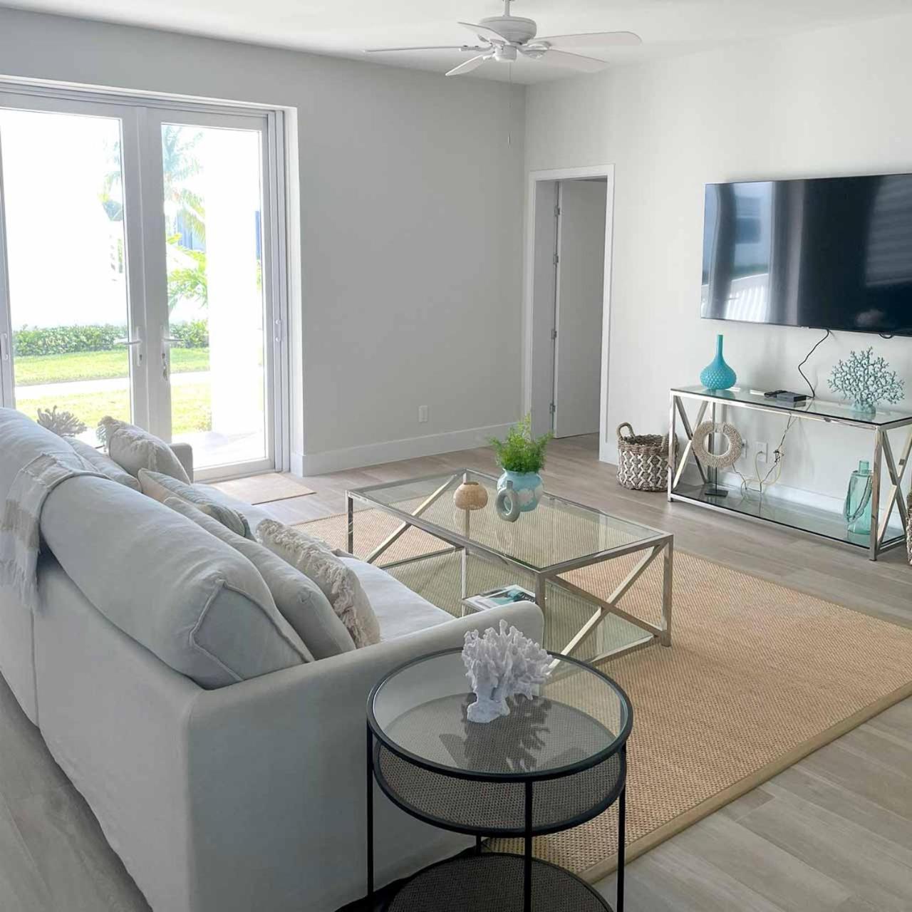 Palm Cay Marina And Resort Nassau Extérieur photo